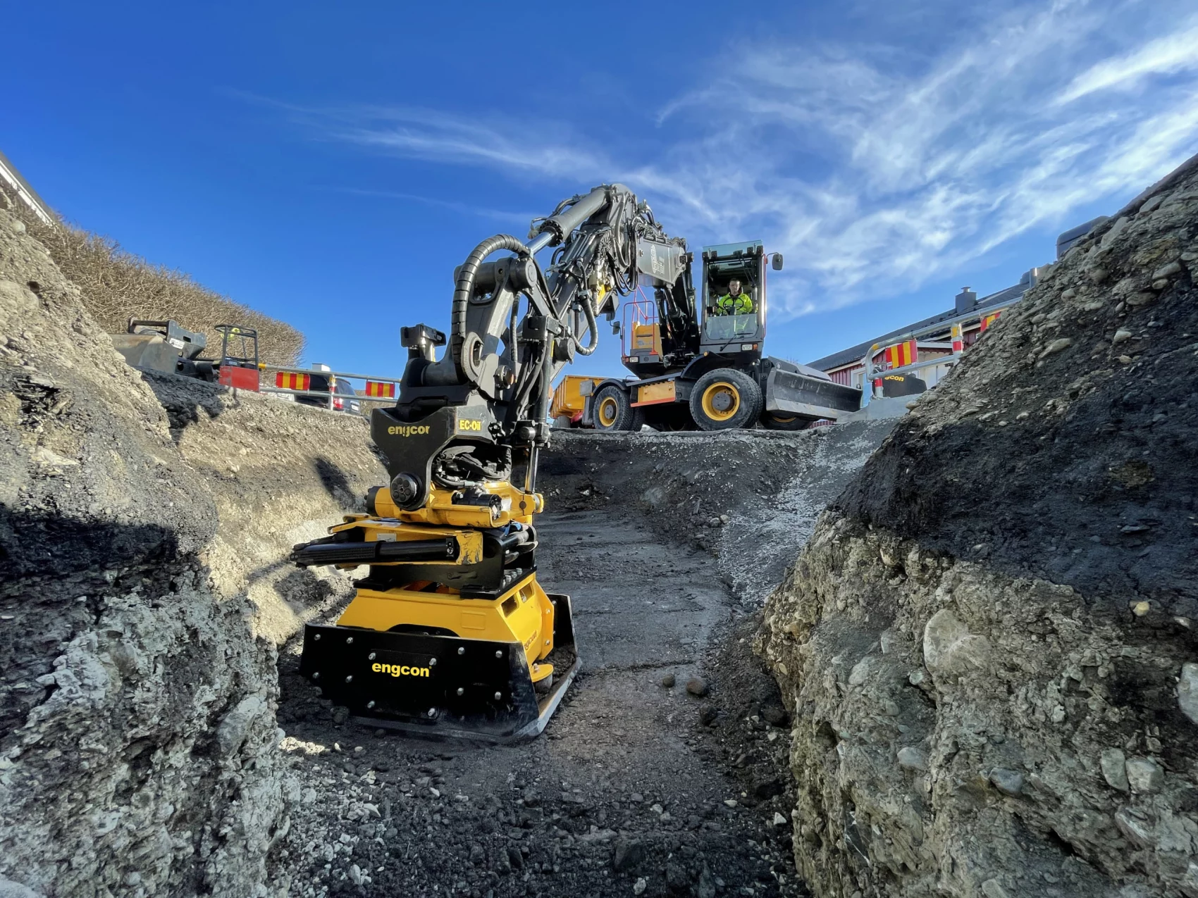 engcon rototilt
